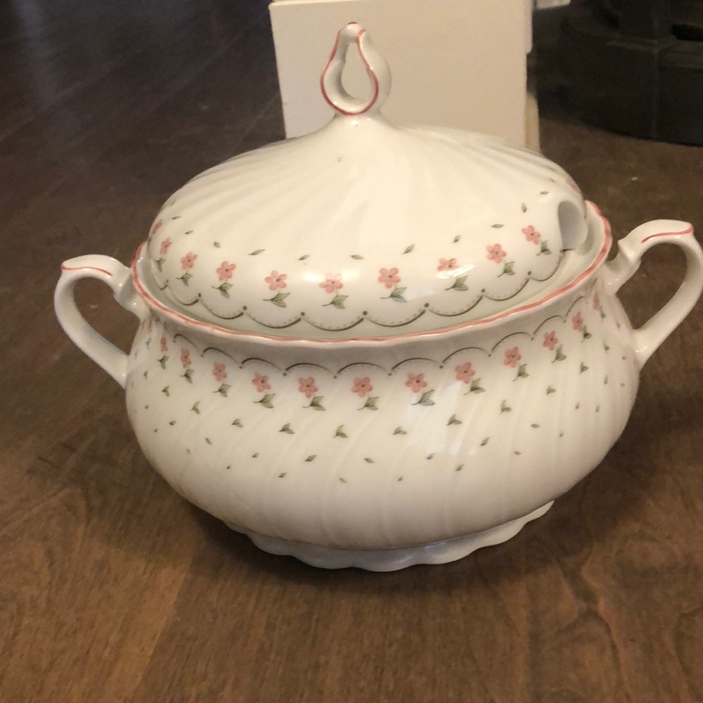 Vintage Seltmann Welden Regina soup tureen Bavaria West Germany 26941